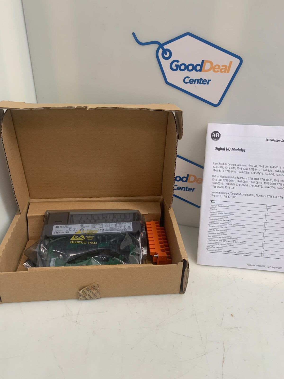 ALLEN BRADLEY 1746-0X8 SER A REV C PLC OUTPUT MODULE