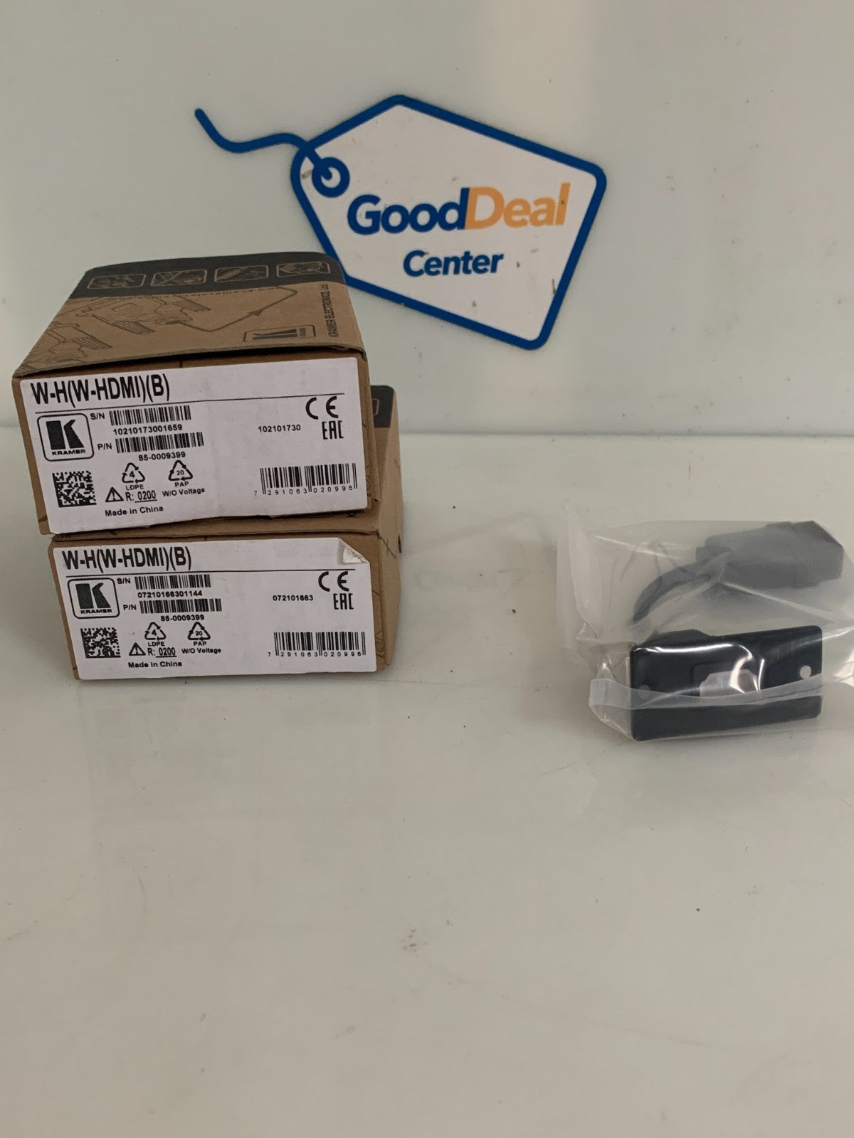 LOT OF 2 KRAMER WH HDMI WALL PLATE INSERT 85-0009399